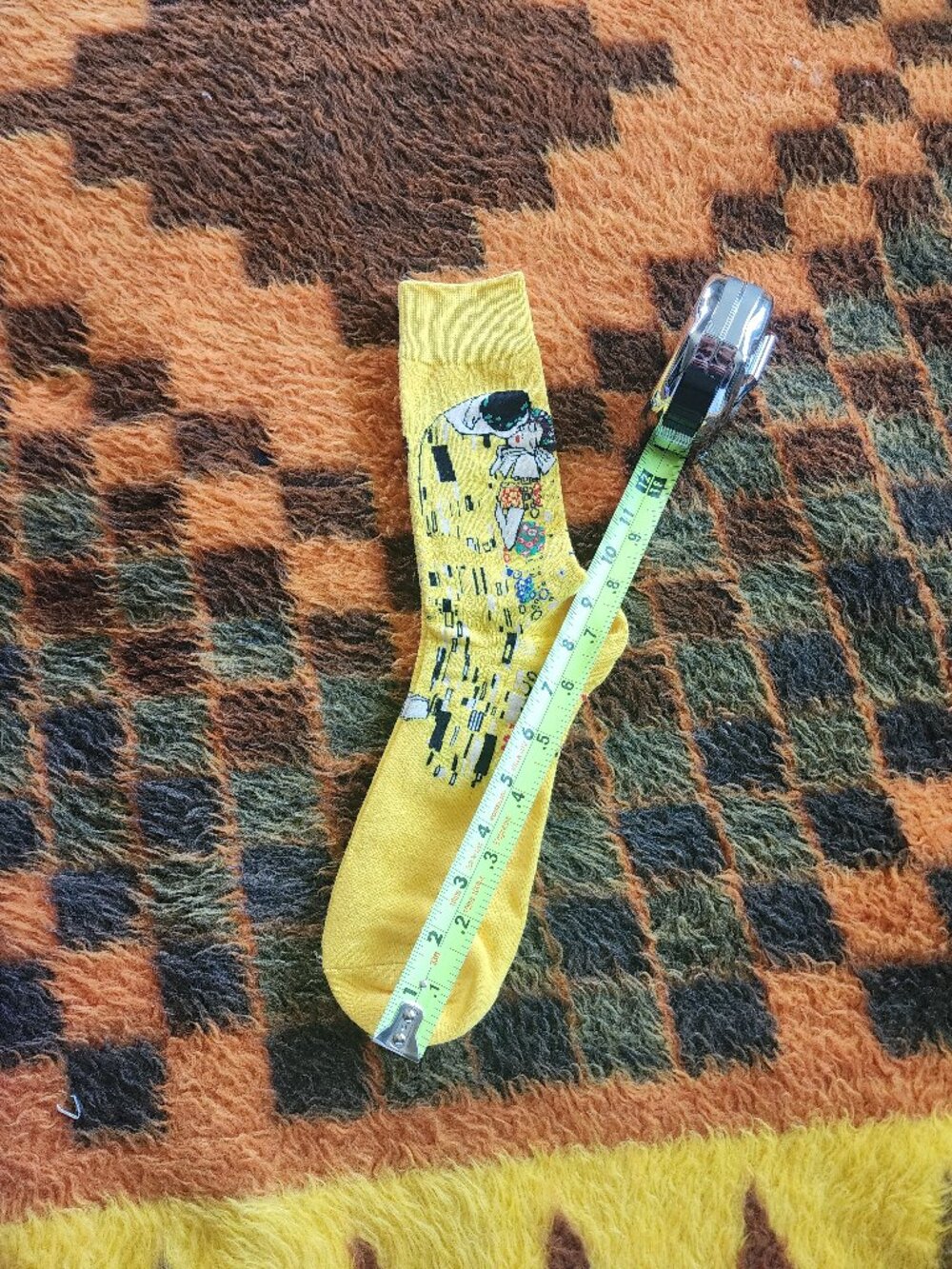 New Hsell Klimt “The Kiss” Art Sock – Yellow Crew Sock